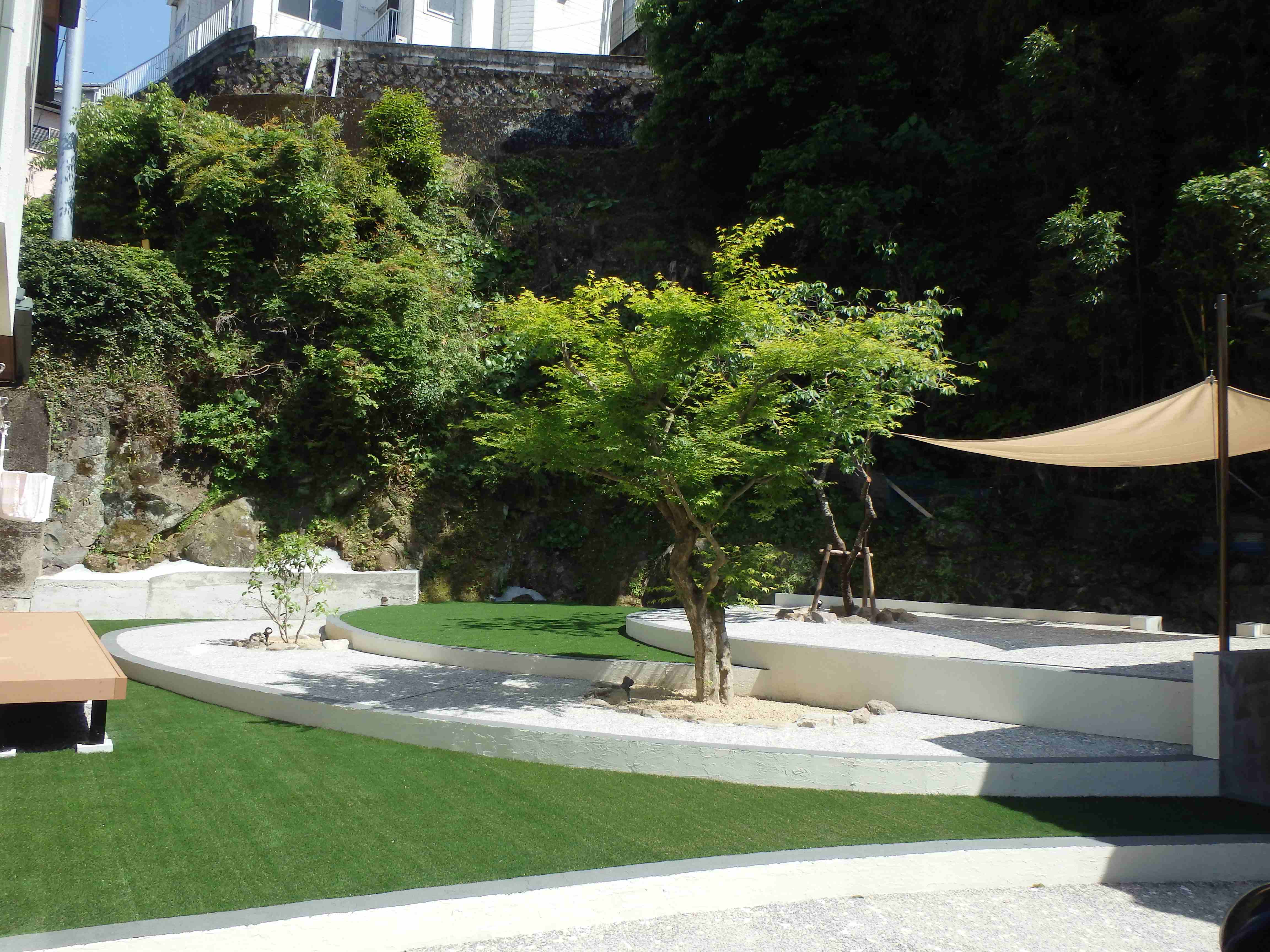 　229　手入れが大変だった和風のにわが、とてもお洒落な洋風の庭になりました。