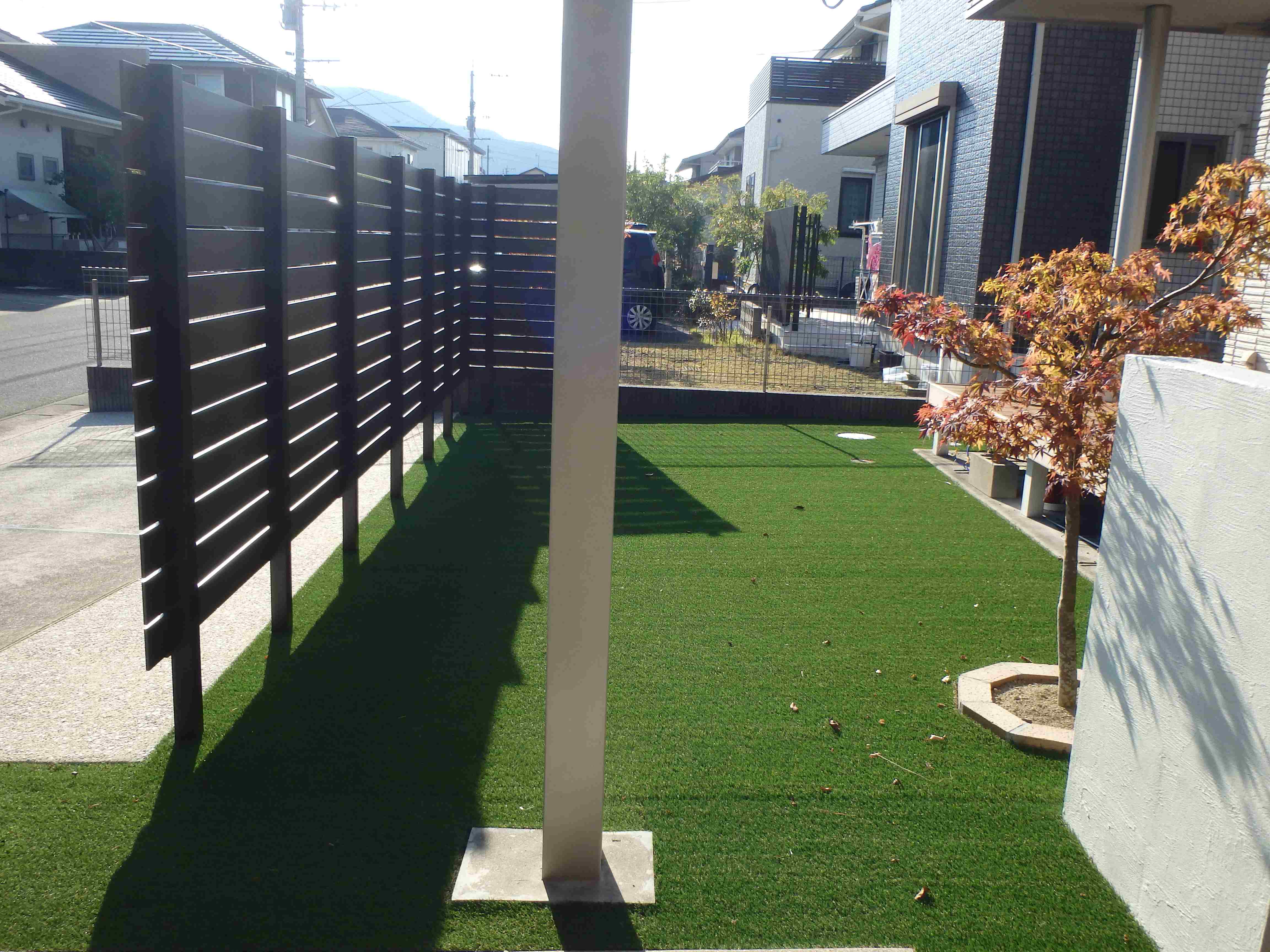 　248　スッキリしたオシャレなお庭になりました。除草の手間も無くなりました。