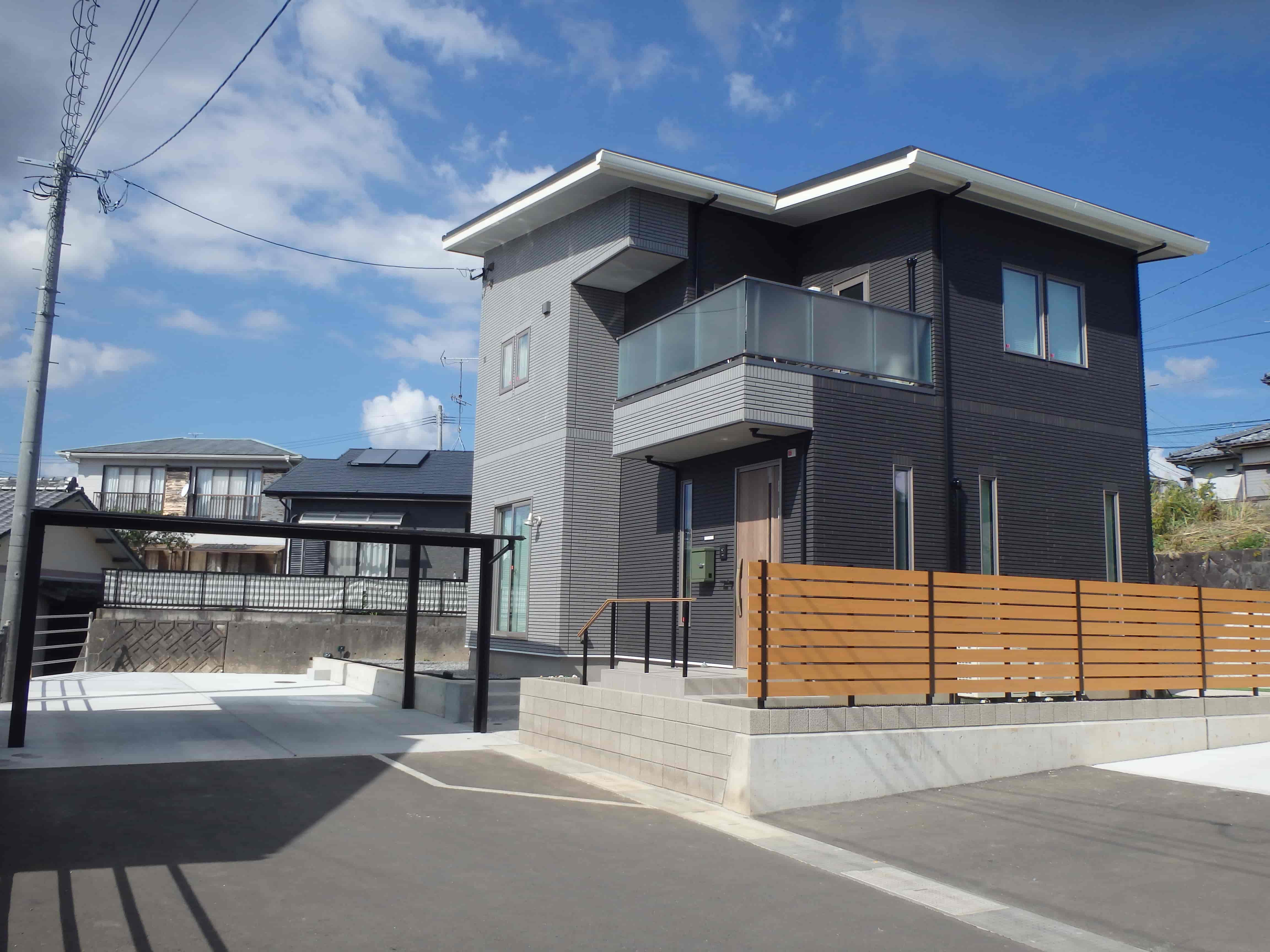 　271　きれいな新築外構の完成です。